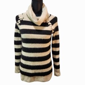 HOLLISTER Soft Stretchy Knit Black Tan Striped Cowl Neck Sweater (S)